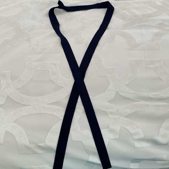 Tahari Sleeveless Blue Abstract Sheath Dress w/ Tie. Colorful Zipper. Size 4 - Picture 9 of 12